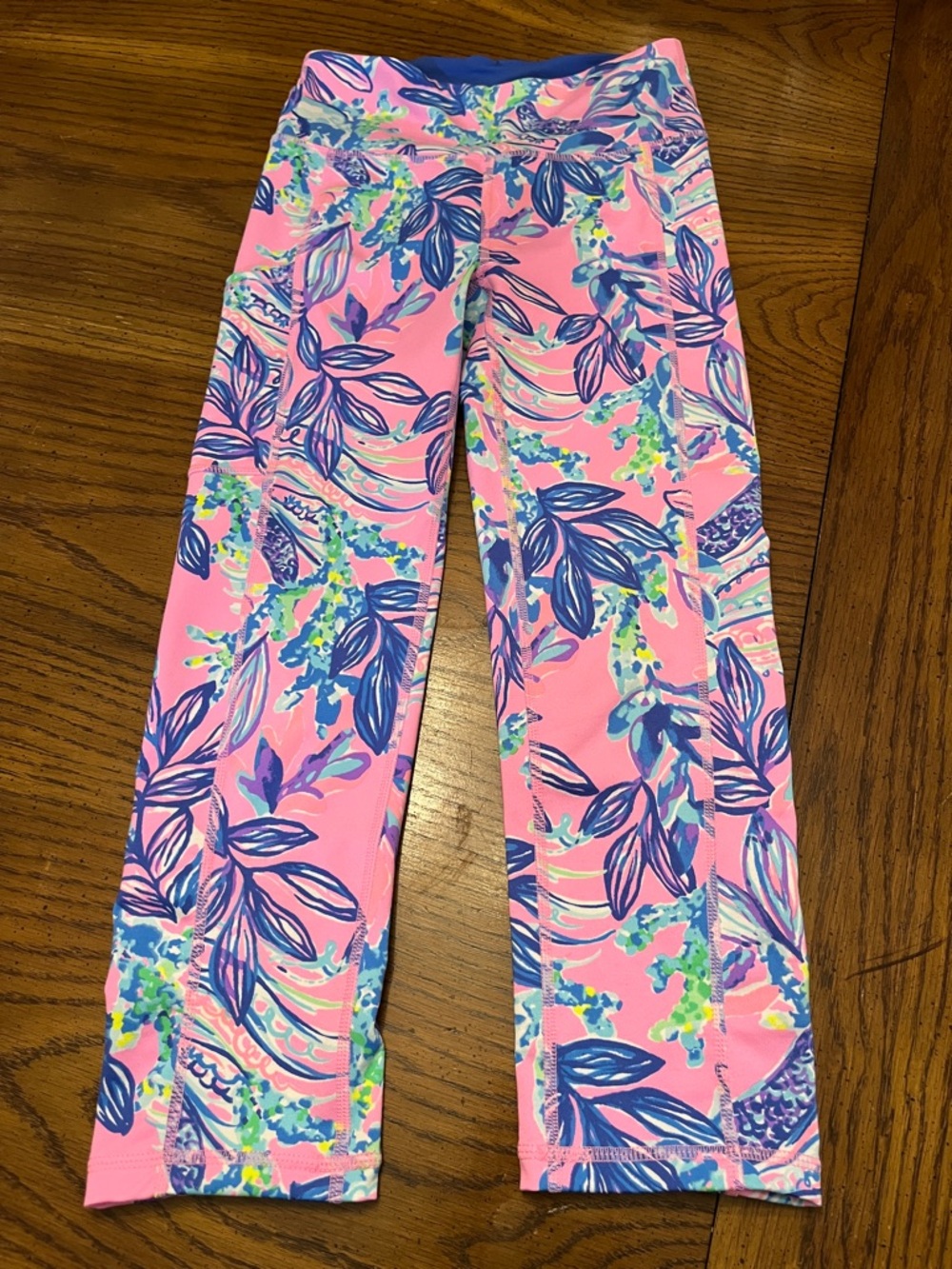 Lilly Pulitzer Luxletic Pink Floral Cropped Leggings, size extra small